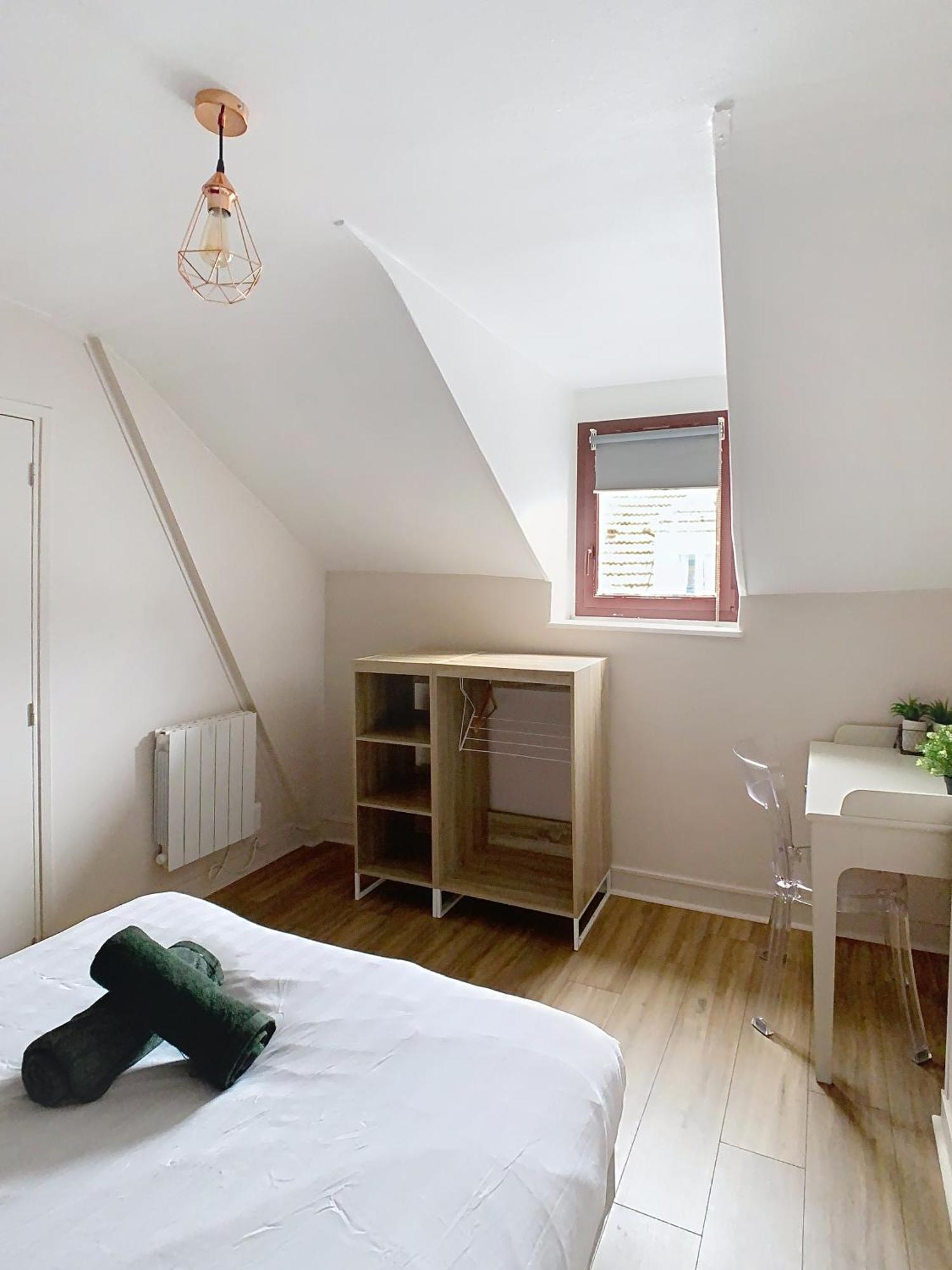 Appartement Le René Pouteau à Melun Extérieur photo