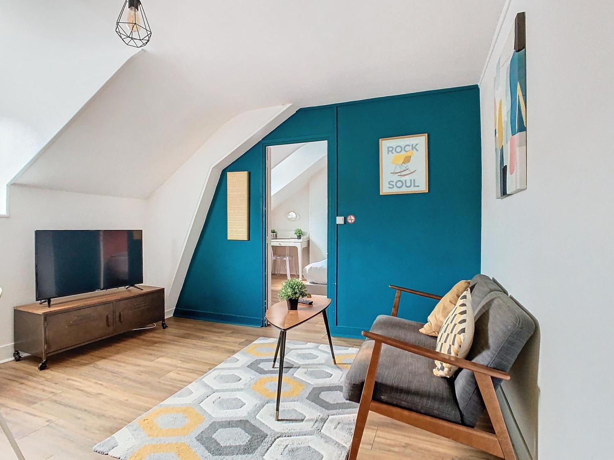 Appartement Le René Pouteau à Melun Extérieur photo